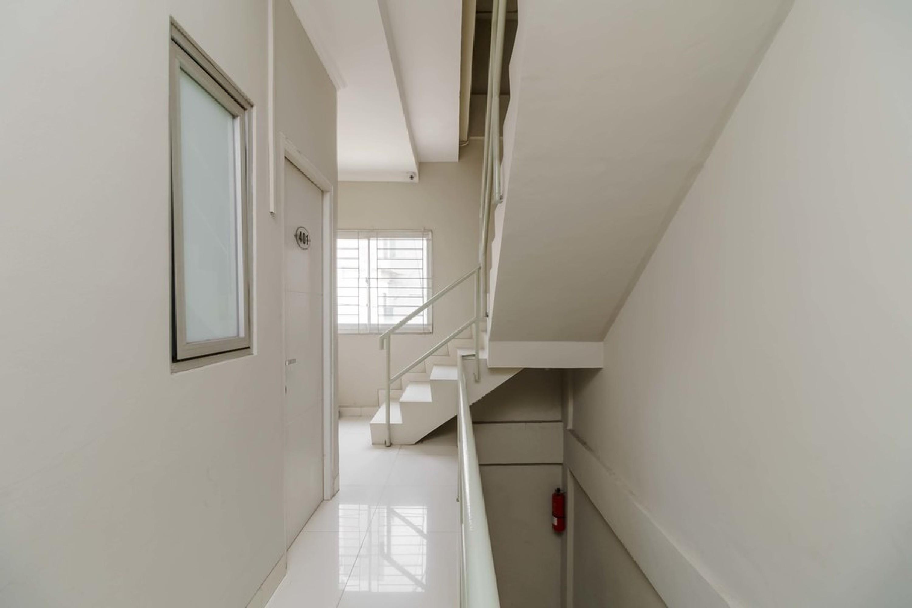 Reddoorz @ Mangga Besar 2 Hotell Jakarta Exteriör bild