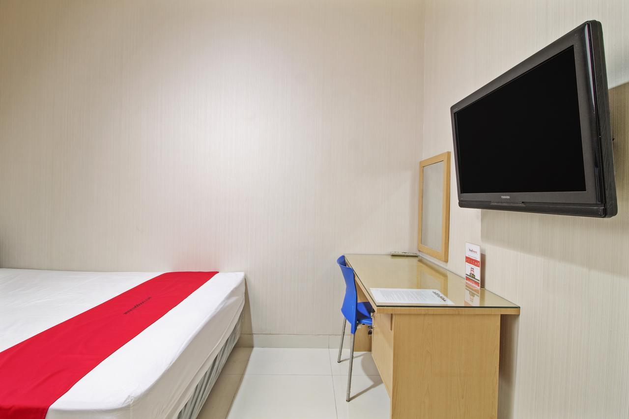 Reddoorz @ Mangga Besar 2 Hotell Jakarta Exteriör bild