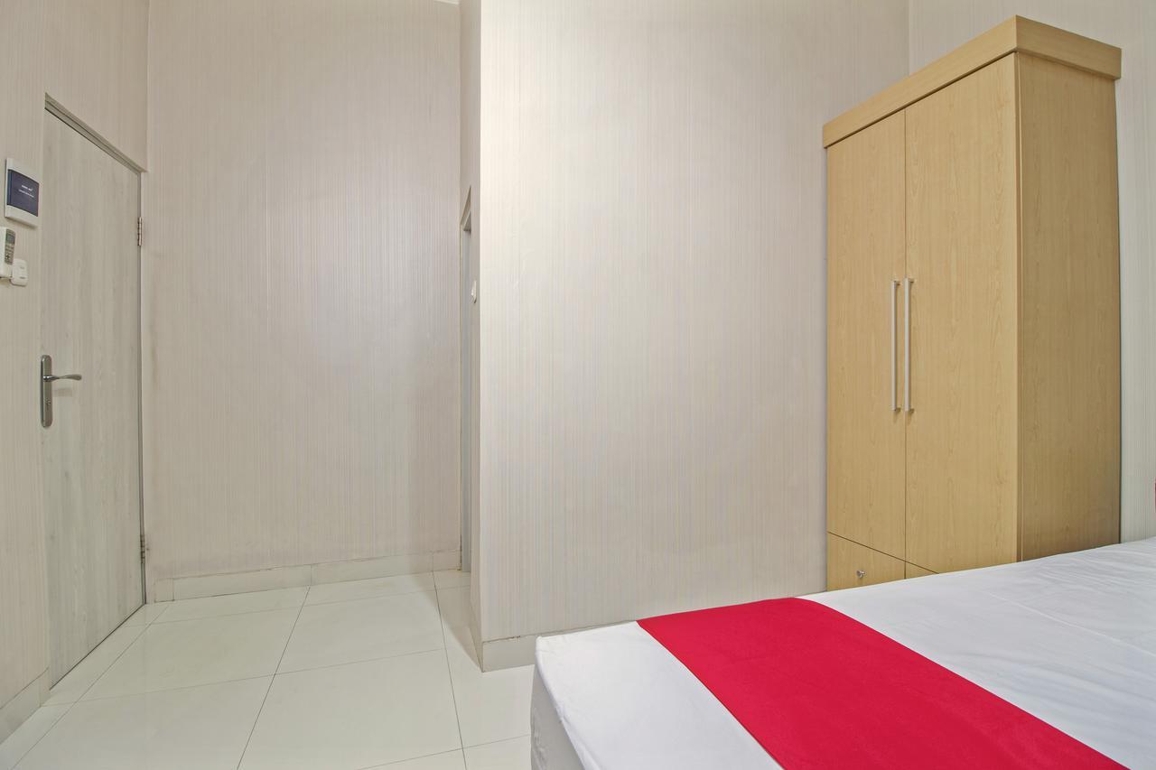 Reddoorz @ Mangga Besar 2 Hotell Jakarta Exteriör bild
