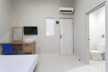 Reddoorz @ Mangga Besar 2 Hotell Jakarta Exteriör bild